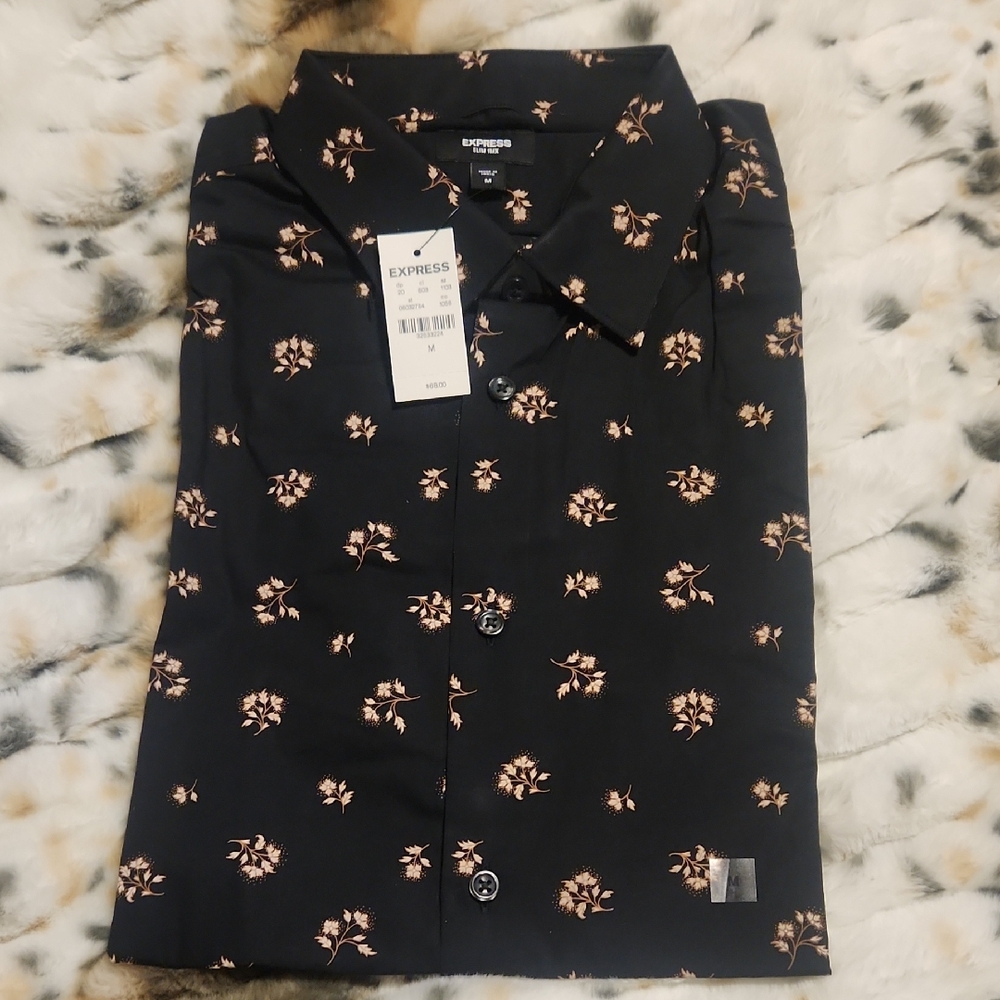 BNWT Express Men's Black Floral Button-Up Shirt - Medium Slim